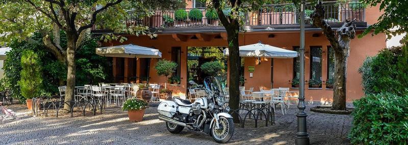 Hotel Don Abbondio ليكو المظهر الخارجي الصورة